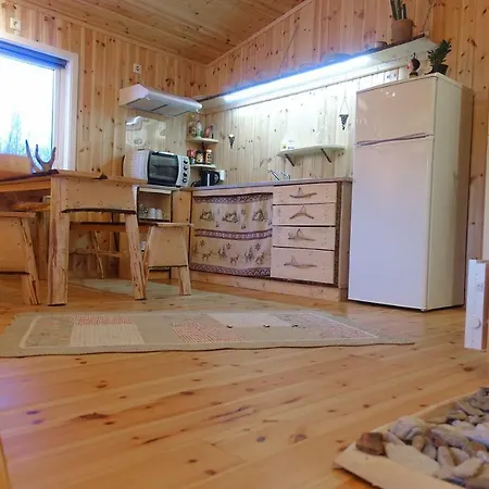 Orman Evi Wild Caribou's Wildwood Lakselv