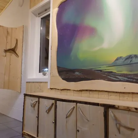 Wild Caribou's Wildwood 山林小屋