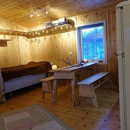 Wild Caribou's Wildwood * Lakselv